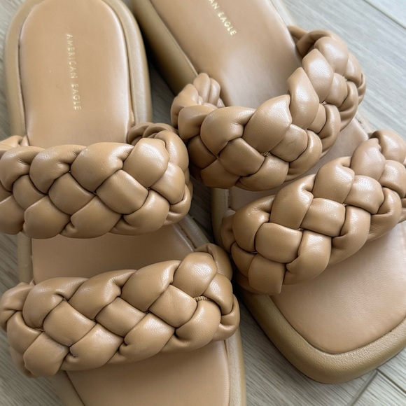 American Eagle Nude/Tan Braided Puff Sandals 9 - Picture 2 of 9